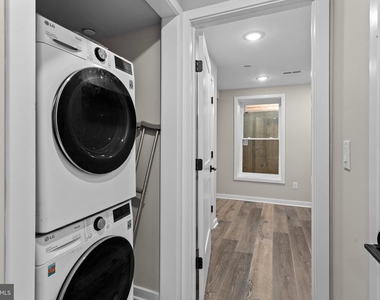 2528 N Hope Street - Photo Thumbnail 18