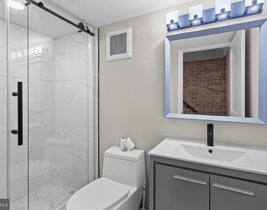2528 N Hope Street - Photo Thumbnail 16