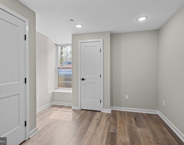 2528 N Hope Street - Photo Thumbnail 13