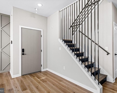 2409 N Hancock Street - Photo Thumbnail 9