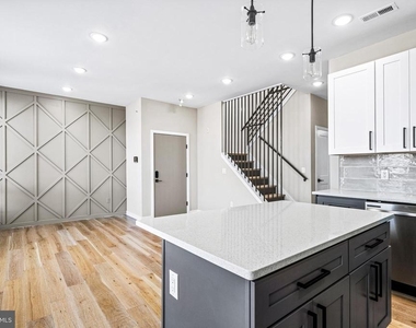 2409 N Hancock Street - Photo Thumbnail 20