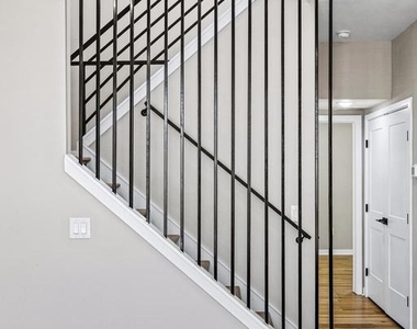 2409 N Hancock Street - Photo Thumbnail 10