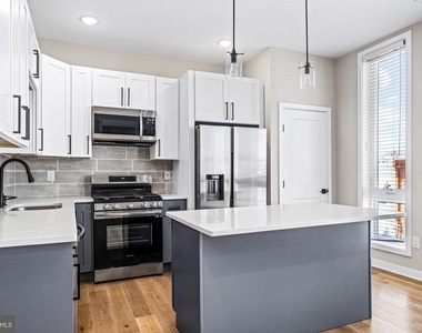2409 N Hancock Street - Photo Thumbnail 15