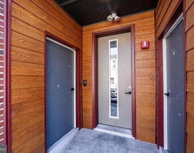 2409 N Hancock Street - Photo Thumbnail 5