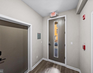 2409 N Hancock Street - Photo Thumbnail 8