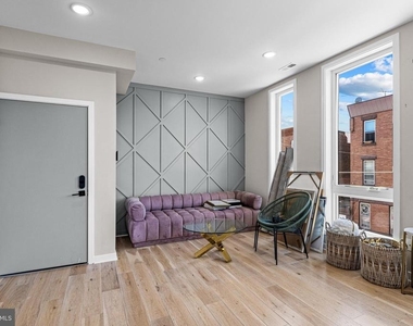 2409 N Hancock Street - Photo Thumbnail 9
