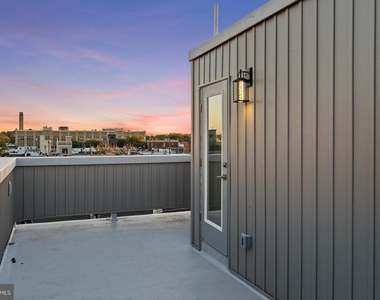 3118 Ridge Avenue - Photo Thumbnail 20