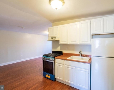 1124 E Passyunk Avenue - Photo Thumbnail 5