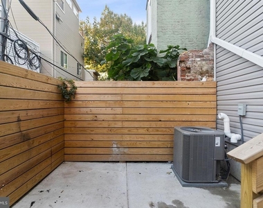 3118 Ridge Avenue - Photo Thumbnail 18