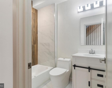 3118 Ridge Avenue - Photo Thumbnail 13