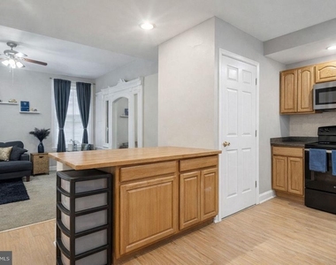 1936 N 7th Street - Photo Thumbnail 1
