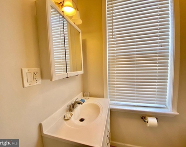 1934 N 7th Street - Photo Thumbnail 11