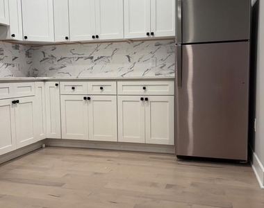 2840 W Girard Avenue - Photo Thumbnail 1