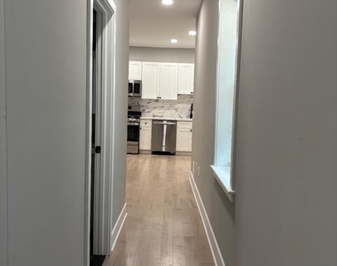 2840 W Girard Avenue - Photo Thumbnail 15