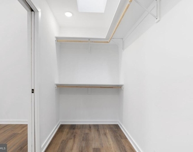 1602 Locust Street - Photo Thumbnail 22
