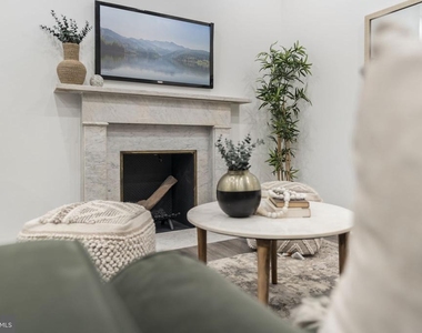 1602 Locust Street - Photo Thumbnail 10