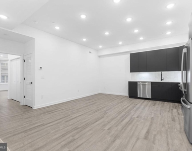 1602 Locust Street - Photo Thumbnail 17