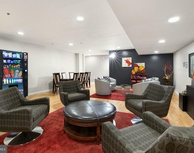 1324 Locust Street - Photo Thumbnail 24