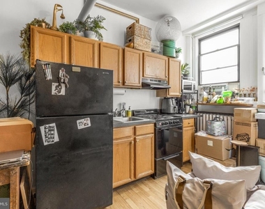 1324 Locust Street - Photo Thumbnail 6