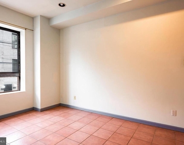 763 S 8th Street - Photo Thumbnail 3