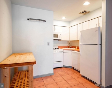 763 S 8th Street - Photo Thumbnail 5