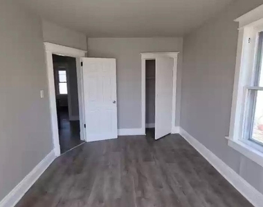 1078 Lalor Street - Photo Thumbnail 2