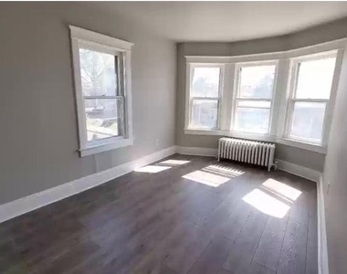 1078 Lalor Street - Photo Thumbnail 1