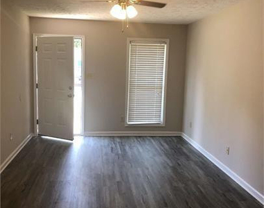 1775 Michelle Court - Photo Thumbnail 2