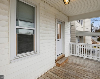 319 E A Street - Photo Thumbnail 3