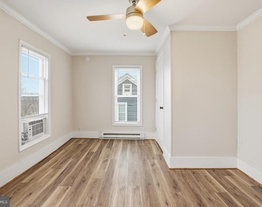 319 E A Street - Photo Thumbnail 10