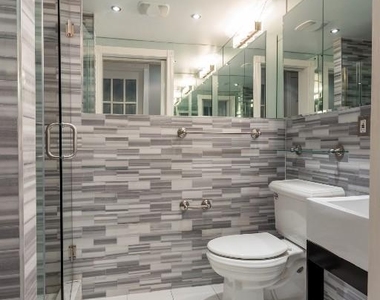 326 East 100th Street - Photo Thumbnail 6