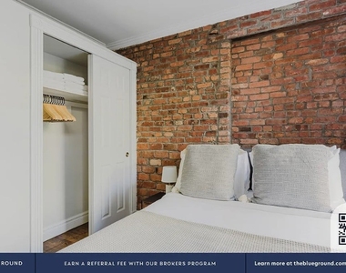 521 East 5th Street - Photo Thumbnail 5