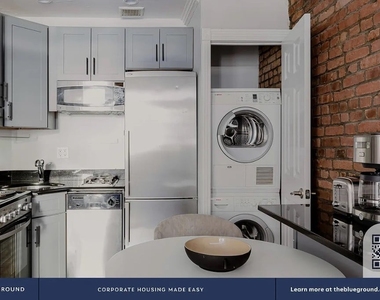 521 East 5th Street - Photo Thumbnail 6