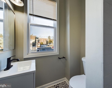 300 West Chesapeake Avenue - Photo Thumbnail 10