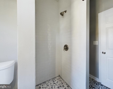 300 West Chesapeake Avenue - Photo Thumbnail 9