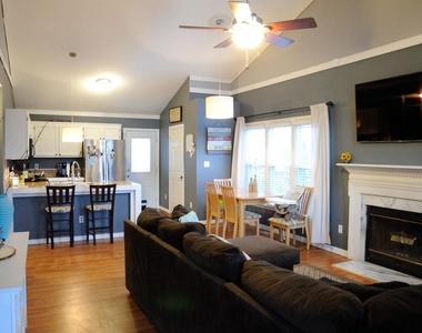 4125 Cobble Court - Photo Thumbnail 3