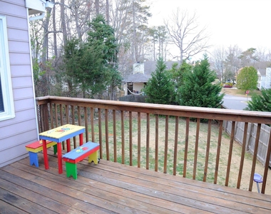 4125 Cobble Court - Photo Thumbnail 10