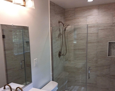 5823 Deale Beach Road - Photo Thumbnail 14