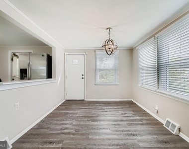 515 Taney Avenue - Photo Thumbnail 2