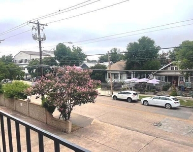 3316 Guadalupe St - Photo Thumbnail 10