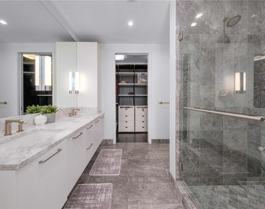 501 West Ave - Photo Thumbnail 20