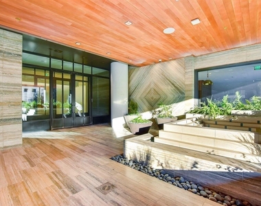 501 West Ave - Photo Thumbnail 25