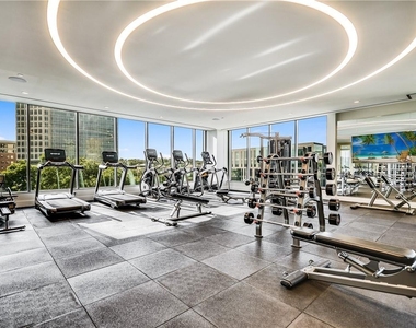 501 West Ave - Photo Thumbnail 26