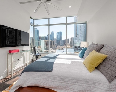 501 West Ave - Photo Thumbnail 14