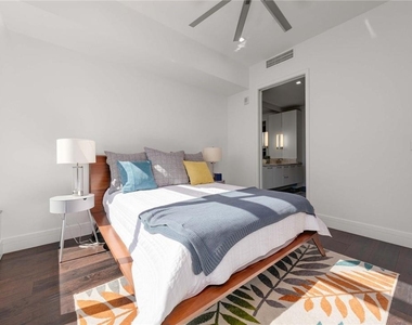 501 West Ave - Photo Thumbnail 16