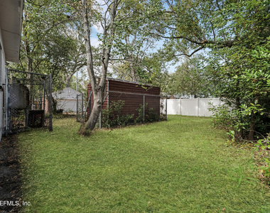 503 W 16th Street - Photo Thumbnail 15