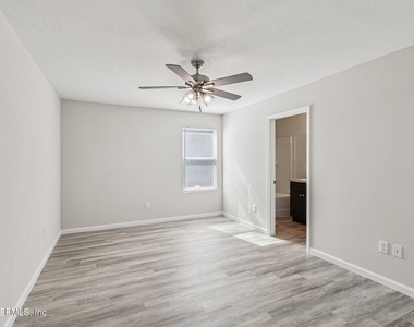 5453 Wabash Boulevard - Photo Thumbnail 19