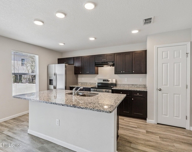 5453 Wabash Boulevard - Photo Thumbnail 11