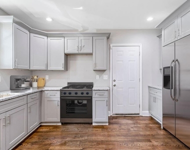 141 Mcdonough Boulevard Se - Photo Thumbnail 3