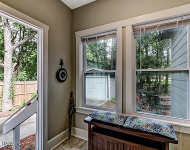 1117 Cedar Street - Photo Thumbnail 14